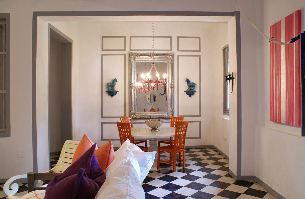 Monastery Art Suites San Juan Room photo